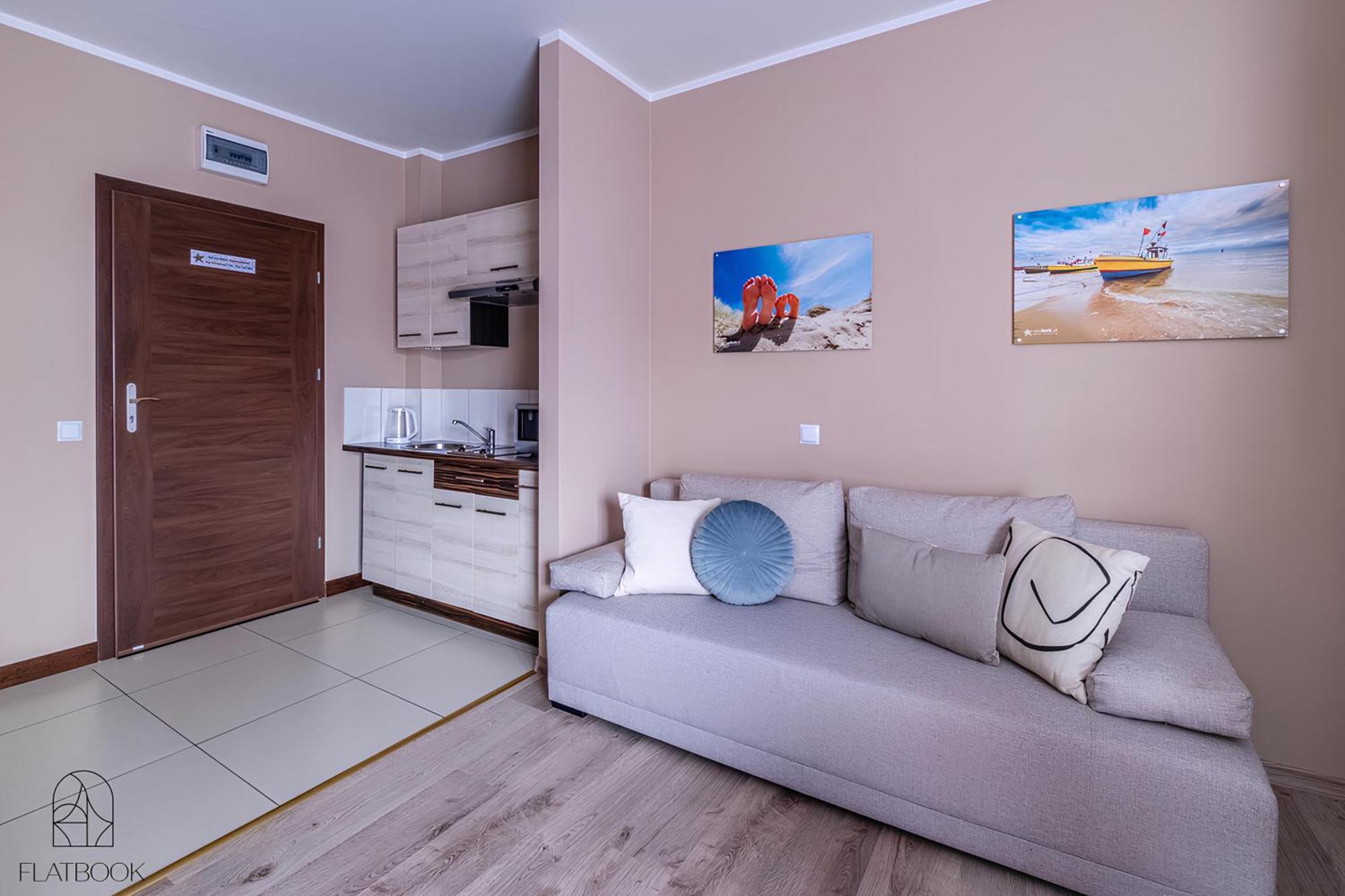 Sztutowo Lazurowy Dwor - Apartamenty Oraz Pokoje Z Basenem I Parkingiem Esterno foto