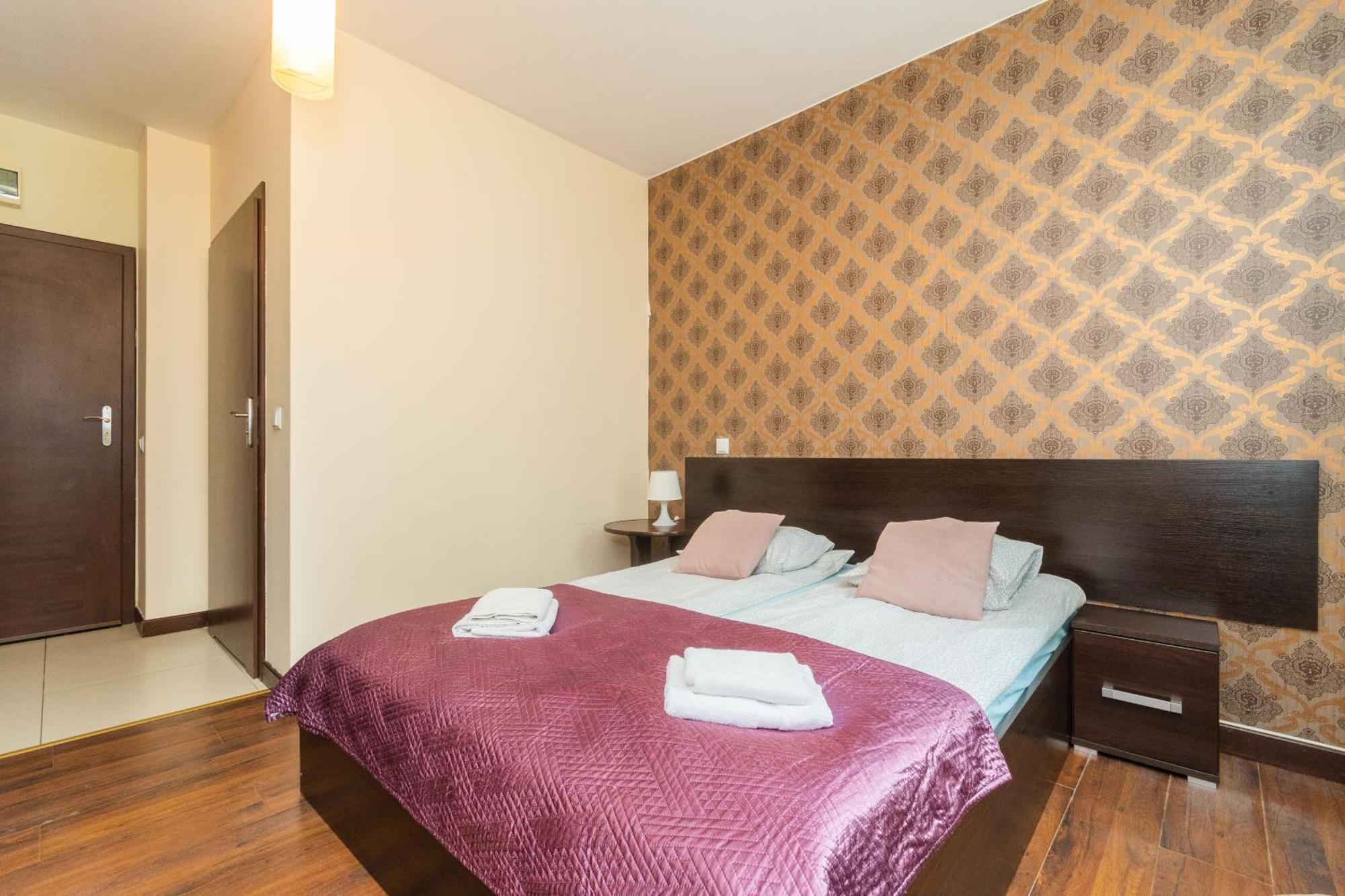 Sztutowo Lazurowy Dwor - Apartamenty Oraz Pokoje Z Basenem I Parkingiem Esterno foto