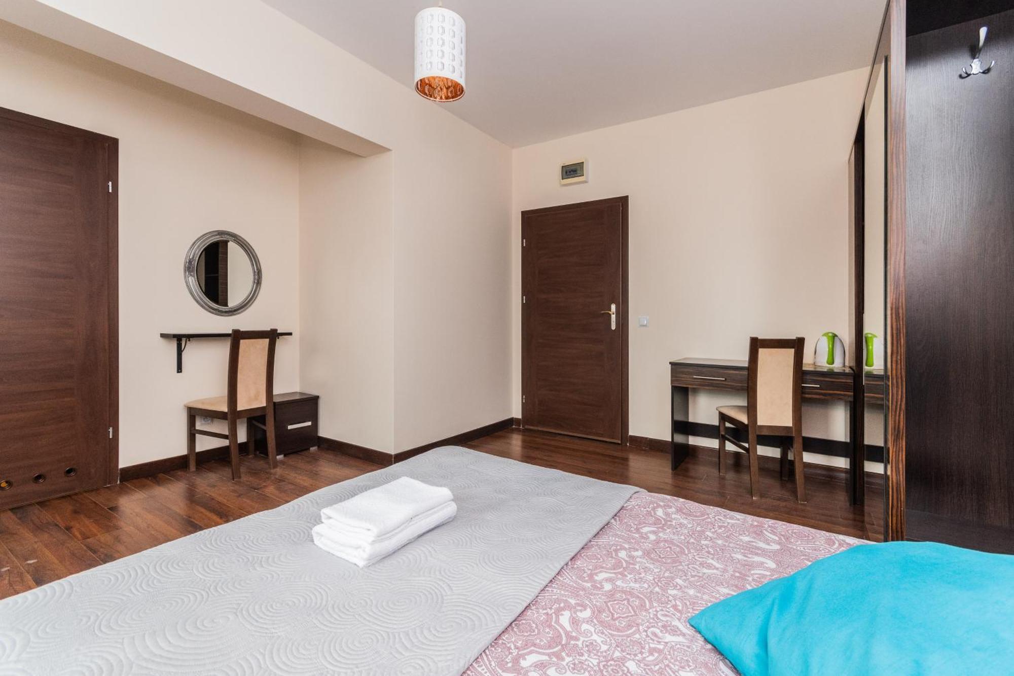 Sztutowo Lazurowy Dwor - Apartamenty Oraz Pokoje Z Basenem I Parkingiem Camera foto